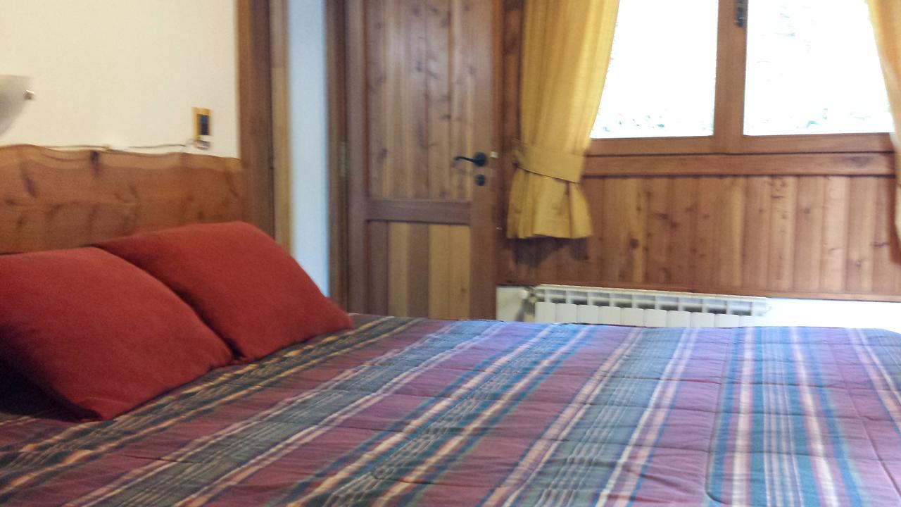 El Aguila Aparthotel San Carlos de Bariloche Exterior foto